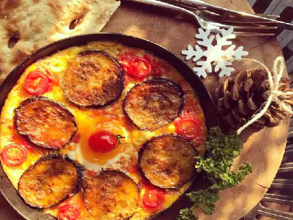 راز خوشمزگی ورقه بادمجان گیلانی و فوت و فنورقه بادمجان گیلانی خوشمزه و خانگی