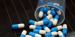 کپسول چرک خشک کن + خواص و کاربرد و بهترین زمان مصرف و عوارض آن