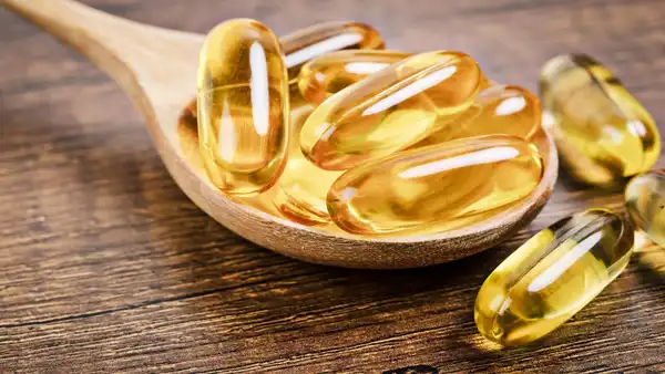 کپسول روغن ماهی + خواص و کاربرد و بهترین زمان مصرف و عوارض آن