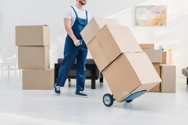 تعبیر خواب اسباب کشی + معنی اسباب کشی کردن در خواب چیست