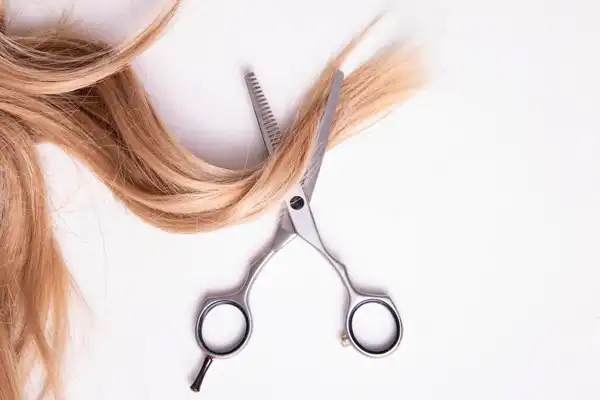 تعبیر خواب کوتاه کردن مو + معنی کوتاه کردن مو از دید امام صادق