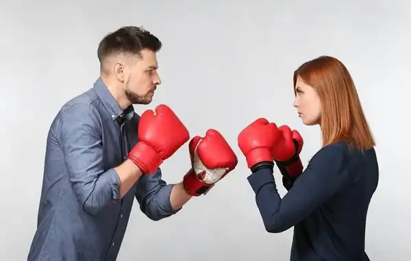 تعبیر خواب دعوا + معنای دعوا کردن در خواب چیست