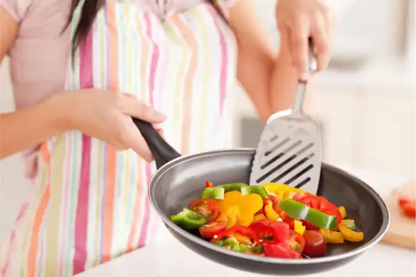 تعبیر خواب غذا پختن + از دید امام صادق و ابن سیرین و حضرت یوسف