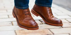 تعبیر خواب کفش قهوه ای + از دید امام صادق و حضرت یوسف و ابن سیرین