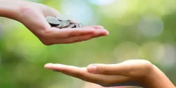 تعبیر خواب صدقه + معنی صدقه دادن در خواب چیست