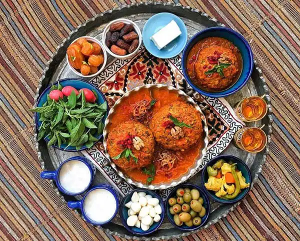 تعبیر خواب غذا گرفتن از دیگران + از دید امام صادق و ابن سیرین و حضرت یوسف