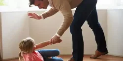 تعبیر خواب کتک زدن فرزند دختر توسط مادر + امام صادق و ابن سیرین و حضرت یوسف